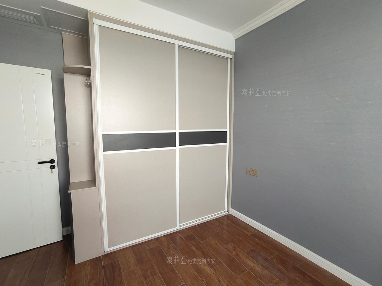 简约风就很简单吗她家135m05三居室刷新你的见识